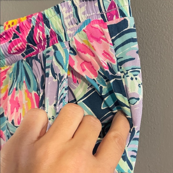 Lilly Pulitzer Tropical Print Cropped Pants - Pink and Blue - Picture 5 of 9